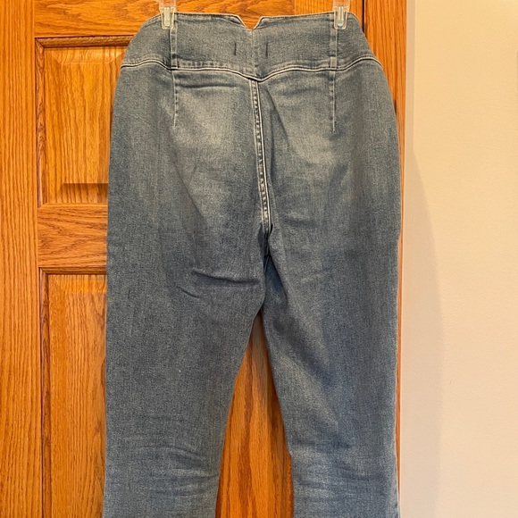 A&F skinny jeans - Picture 2 of 2